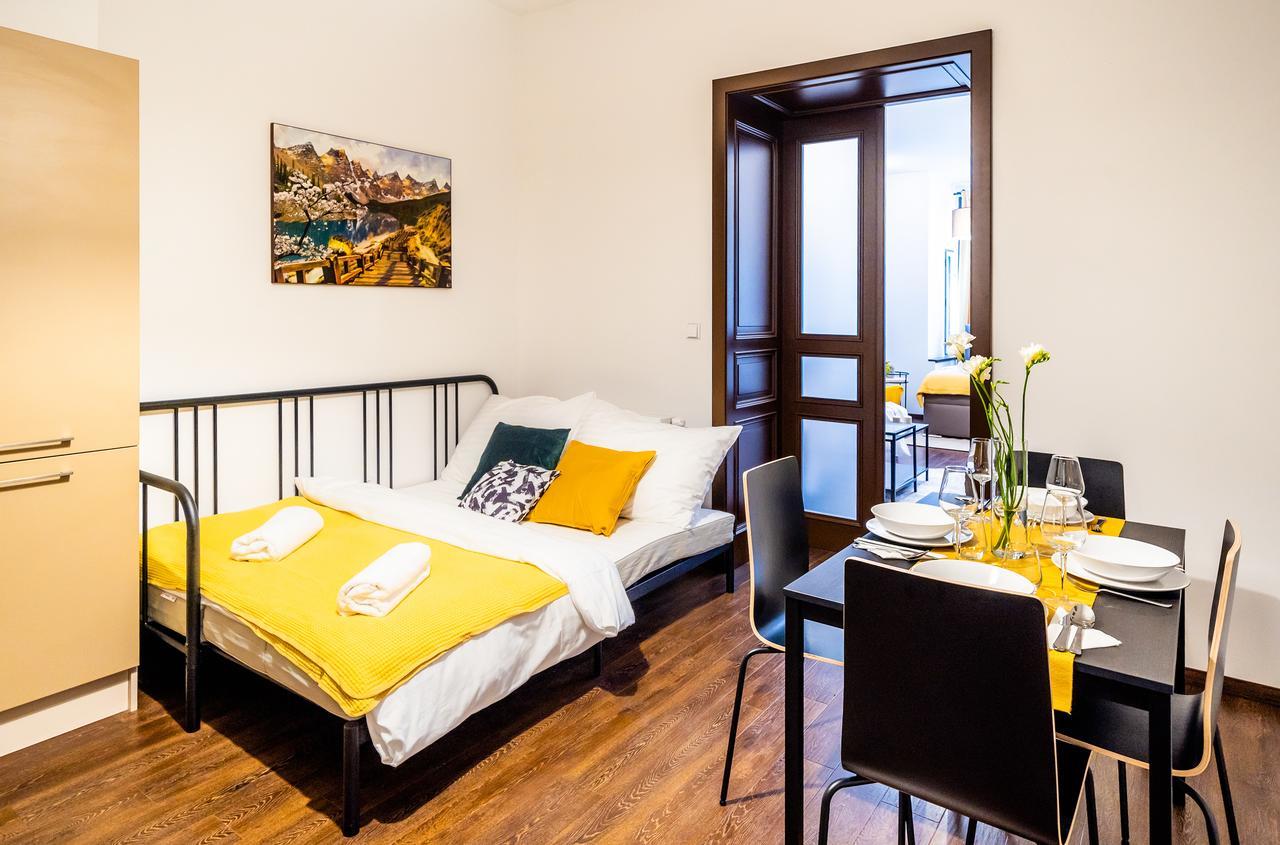 Unique Central Square Business Apt. Hradec Kralove Ngoại thất bức ảnh