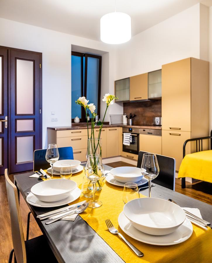 Unique Central Square Business Apt. Hradec Kralove Ngoại thất bức ảnh